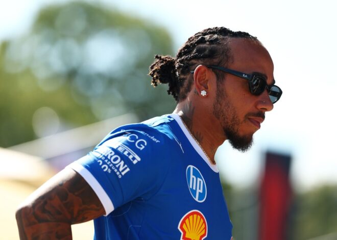 Hamilton quedó "estupefacto" al conocer su penalización para Monza Hamilton quedó "estupefacto" al conocer su penalización para Monza