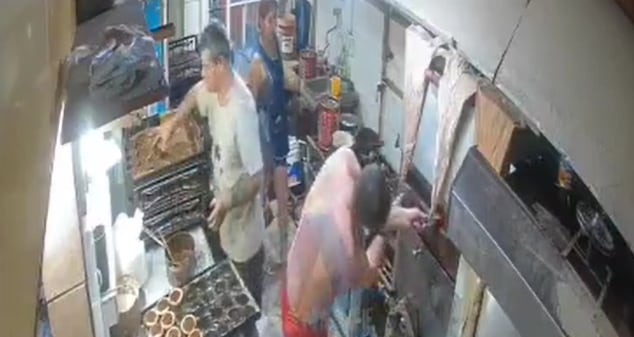 Impactante explosión: tres trabajadores resultaron heridos por el estallido de un horno industrial