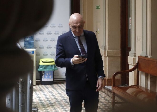 Milei reunido con Espert: afirman que lo bajan