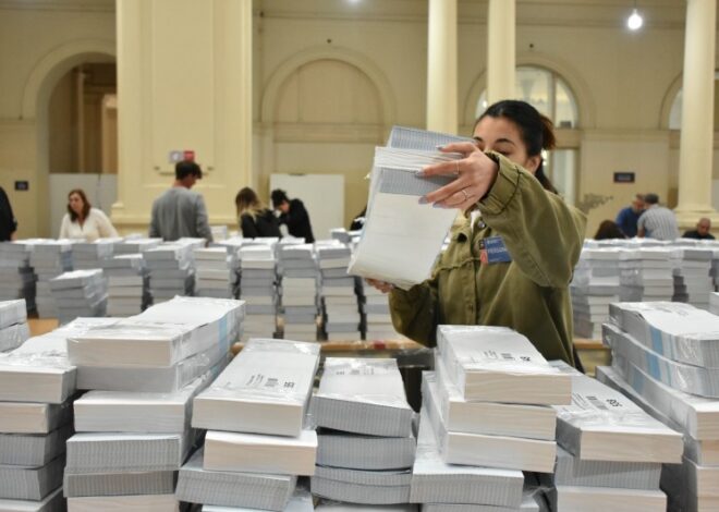 La Junta Electoral le rechazó a Milei la reimpresión de las boletas y la cara de Espert estará al tope de la lista La Junta Electoral le rechazó a Milei la reimpresión de las boletas y la cara de Espert estará al tope de la lista