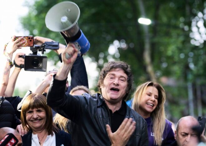 Amplio triunfo de Milei: ganó con el 40% y se asegura el tercio para blindar los vetos Amplio triunfo de Milei: ganó con el 40% y se asegura el tercio para blindar los vetos