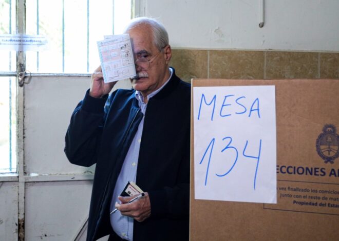 Elecciones 2025: Jorge Taiana votó, habló de “mucho optimismo” y dijo que se reunirá con Cristina en San José 1111 Elecciones 2025: Jorge Taiana votó, habló de “mucho optimismo” y dijo que se reunirá con Cristina en San José 1111