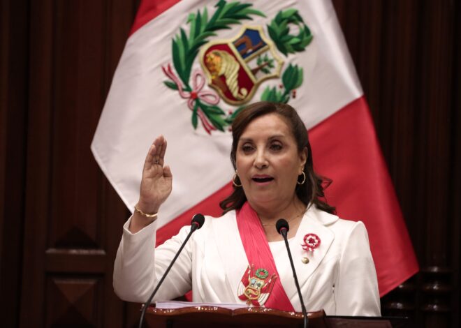 El Congreso de Perú destituyó a la presidenta Dina Boluarte El Congreso de Perú destituyó a la presidenta Dina Boluarte