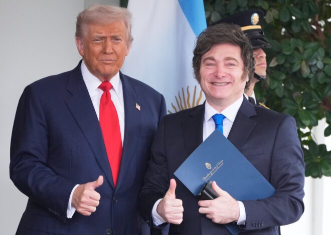 Donald Trump felicitó a Milei por su “victoria aplastante” y compartió un mensaje irónico que menciona a Grabois