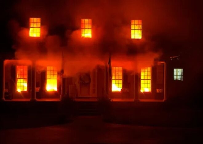 Decoró su casa en Carolina del Sur para celebrar Halloween, pero sus vecinos llamaron al 911: “Por favor, no lo hagan”