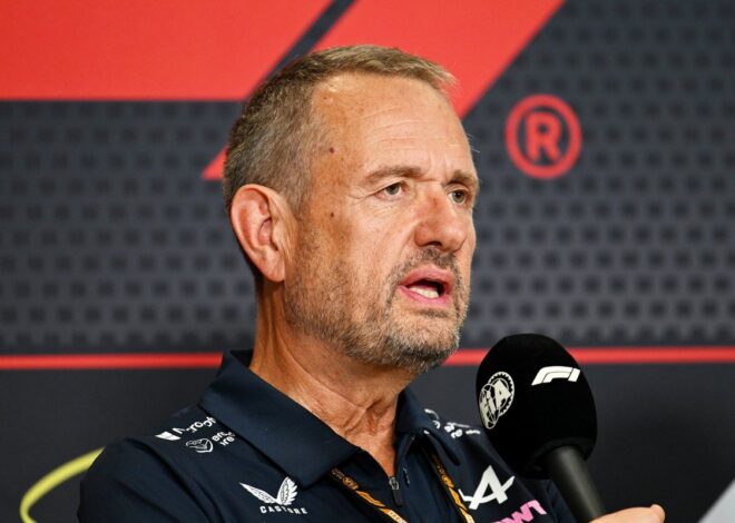 El director de Alpine advierte por los cambios 'rápidos' en las reglas de la F1