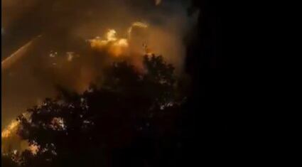 Nueva York: un auto explotó y al menos cinco personas resultaron heridas Nueva York: un auto explotó y al menos cinco personas resultaron heridas