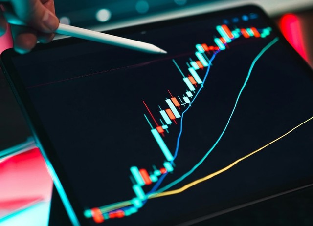 Conocida sociedad de bolsa avisa: acción de esta empresa argentina puede "volar" hasta 65%