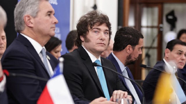 Milei cuestionó al Mercosur, pidió flexibilización comercial y una reclamó condena al Maduro