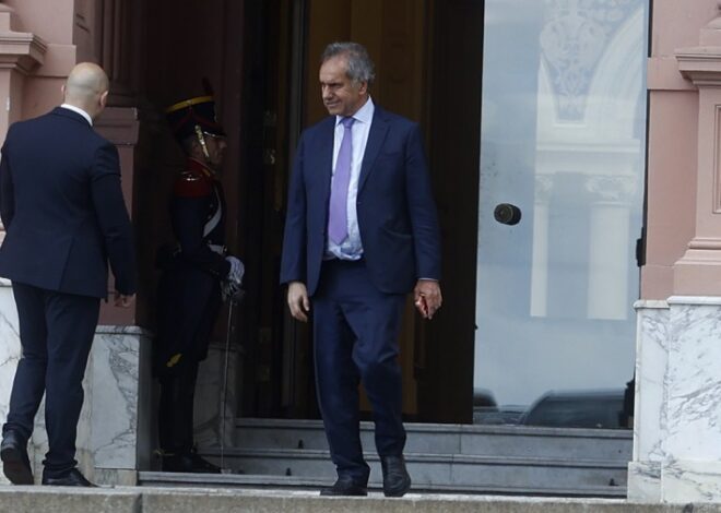 Lavagna escala la guerra con Scioli y vuelve a publicar datos lapidarios sobre el turismo