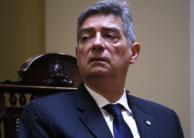 Rosatti advirtió que la reforma laboral de Milei deberá pasar el filtro de la justicia Rosatti advirtió que la reforma laboral de Milei deberá pasar el filtro de la justicia