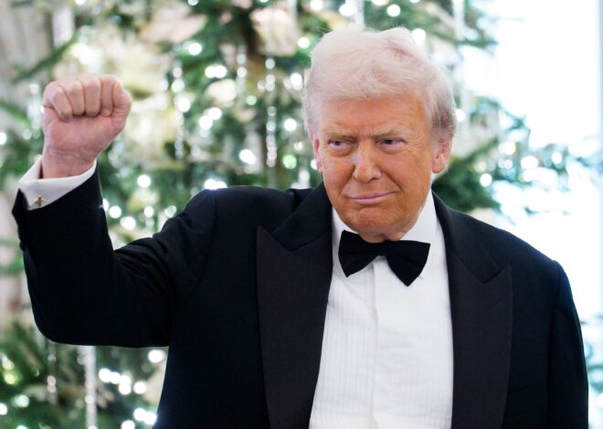 Trump reescribe las reglas del juego mediático mientras Netflix y Paramount compiten por un megaacuerdo