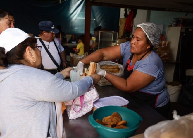 ¿Menos pobres, más trabajo? ¿Menos pobres, más trabajo?
