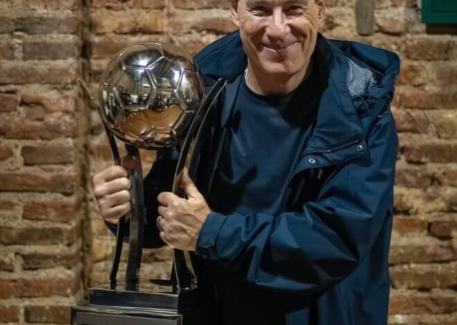 Ariel Holan dejó de ser el entrenador de Rosario Central Ariel Holan dejó de ser el entrenador de Rosario Central