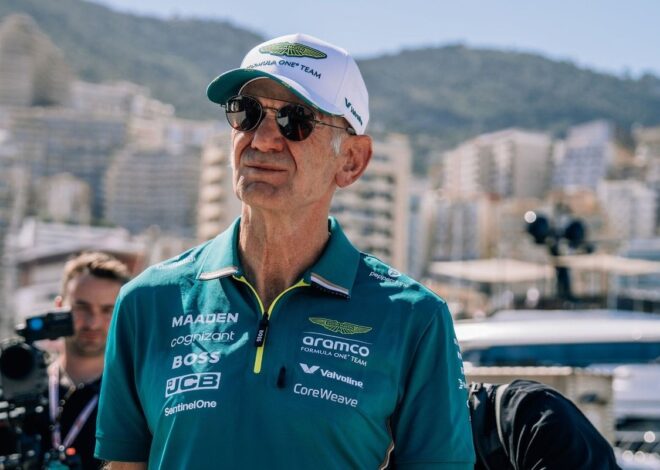 Helmut Marko tiene dudas sobre Newey como jefe de equipo: "no es su punto fuerte"