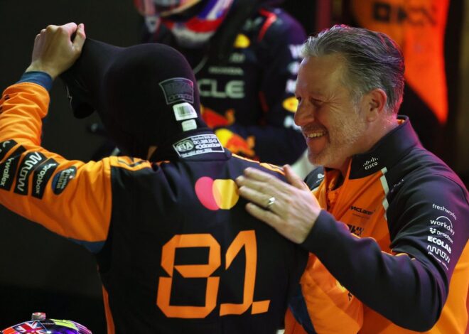 Zak Brown niega que las órdenes de equipo en McLaren rompan las papaya rules Zak Brown niega que las órdenes de equipo en McLaren rompan las papaya rules