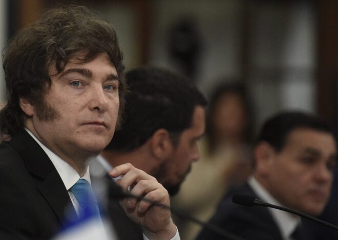 El Gobierno modificó por DNU la SIDE y promulgó las leyes de Presupuesto e Inocencia Fiscal