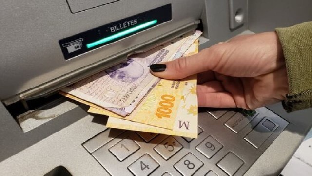 Cuál es el límite para extraer efectivo en los cajeros automáticos a partir de enero 2026