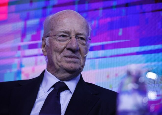 Fracasó el lobby de Rocca: Techint perdió el gasoducto de Río Negro porque quiso cobrar un 40% más Fracasó el lobby de Rocca: Techint perdió el gasoducto de Río Negro porque quiso cobrar un 40% más