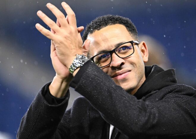 Chelsea tiene nuevo técnico: Liam Rosenior, de buen paso por Racing de Estrasburgo
