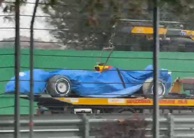 VIDEO: Lindblad debuta con un choque con el Racing Bulls 2026 en el shakedown VIDEO: Lindblad debuta con un choque con el Racing Bulls 2026 en el shakedown