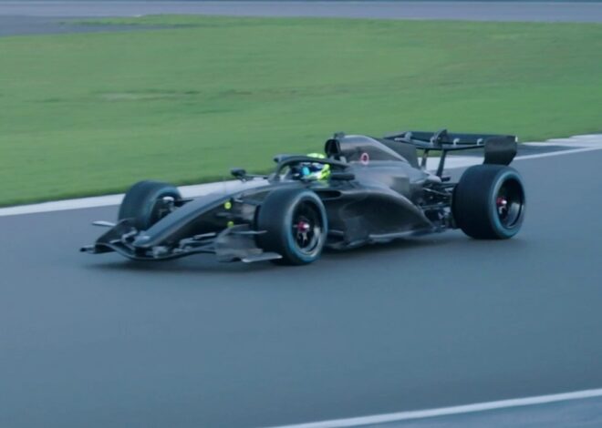 Cadillac F1: los detalles del coche experimental que rodó Sergio Pérez en Silverstone