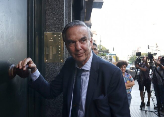Pichetto visitó a Cristina y hablaron de la unidad del peronismo Pichetto visitó a Cristina y hablaron de la unidad del peronismo