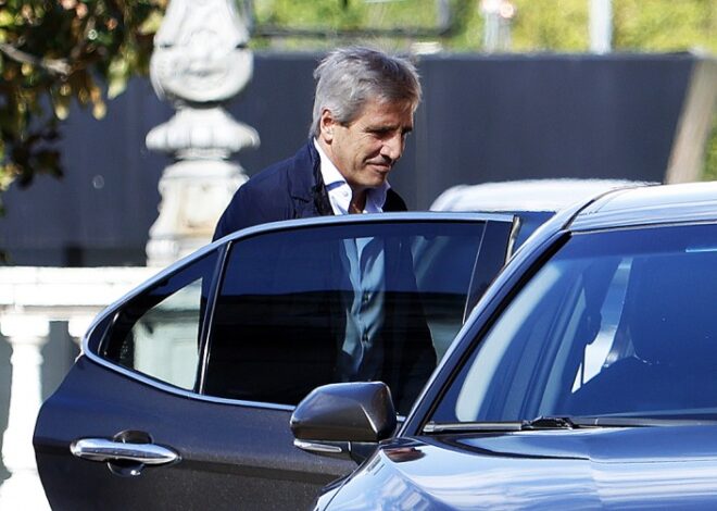Caputo aflojó la aspiradora de pesos y consiguió USD 150 millones de los bancos Caputo aflojó la aspiradora de pesos y consiguió USD 150 millones de los bancos