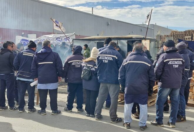La toma de una fábrica de aires acondicionados anticipa una crisis industrial en Tierra del Fuego