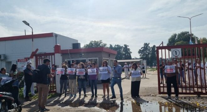Lácteos Verónica está al borde del cierre y peligran 700 puestos de trabajo Lácteos Verónica está al borde del cierre y peligran 700 puestos de trabajo