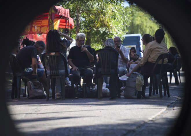 Fate y los trabajadores: una fábrica frenada, millones de litros de solvente y el desconsuelo del barrio