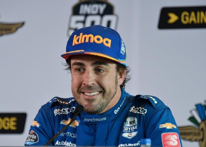 Brown abre la puerta de McLaren para que Fernando Alonso dispute Indy 500 Brown abre la puerta de McLaren para que Fernando Alonso dispute Indy 500