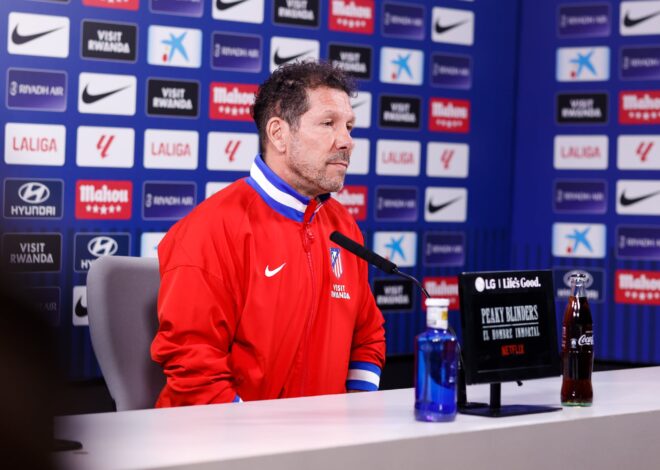 A Diego Simeone le preguntaron por Julián Álvarez y su respuesta fue para otro lado: el foco de los medios A Diego Simeone le preguntaron por Julián Álvarez y su respuesta fue para otro lado: el foco de los medios