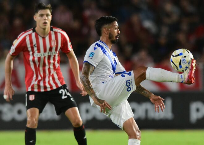 Vélez gana y tira lujos: un líder que crece como equipo y se mantiene invicto derrotó a Estudiantes Vélez gana y tira lujos: un líder que crece como equipo y se mantiene invicto derrotó a Estudiantes