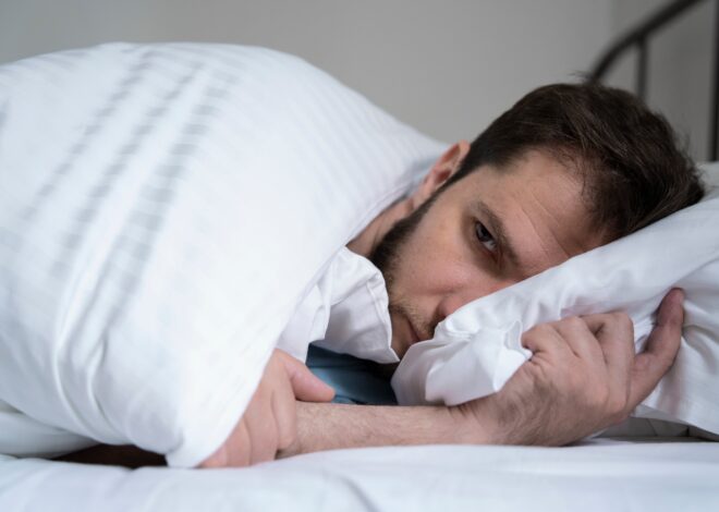 Dormir mal y cinco hábitos que afectan el deseo sexual: ¿qué le hacen al cuerpo?