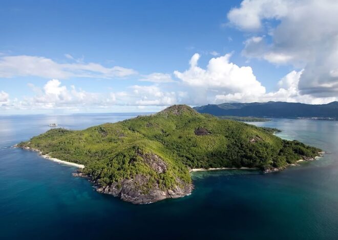 Es dueño de una isla desierta de Seychelles, la quiere vender, pero rechazó una oferta de U$S50 millones Es dueño de una isla desierta de Seychelles, la quiere vender, pero rechazó una oferta de U$S50 millones
