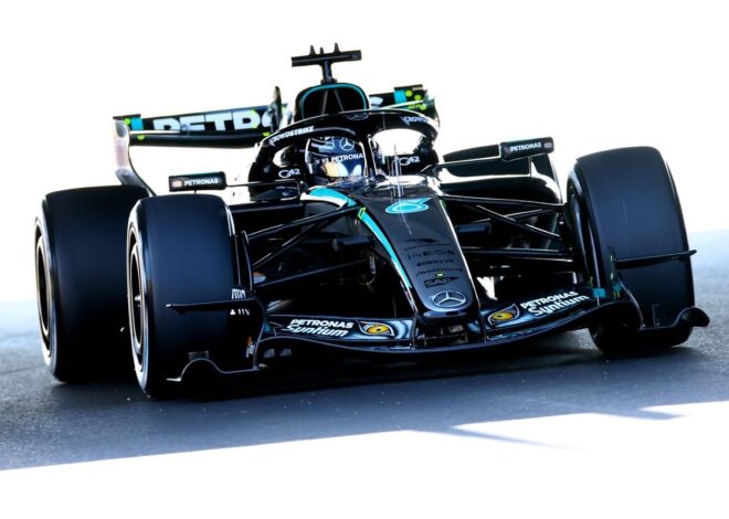 Russell lidera un 1-2 de Mercedes en la FP1 de Japón, con Colapinto y Pérez fuera del top 15