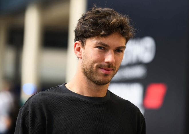 Pierre Gasly nombrado embajador global de Givenchy Gentleman en el inicio de la F1 2026