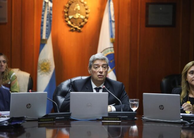 Rosatti advirtió que no se aprobará a libro cerrado el plan de reforma de selección de jueces que la Corte envió al Consejo Rosatti advirtió que no se aprobará a libro cerrado el plan de reforma de selección de jueces que la Corte envió al Consejo