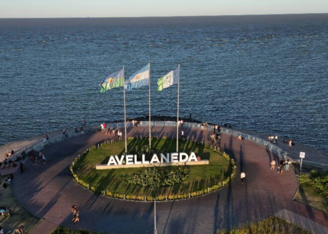 Buscan a dos pescadores que se metieron en el Río de la Plata y no regresaron