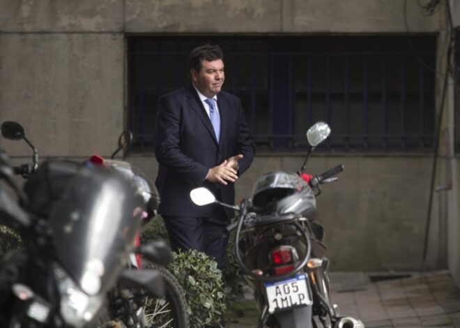 Feroz ofensiva de Lijo, ordenó levantar el secreto bancario de Adorni y llaman a declarar al portero de Caballito Feroz ofensiva de Lijo, ordenó levantar el secreto bancario de Adorni y llaman a declarar al portero de Caballito