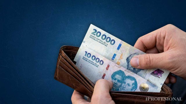 Morosidad récord: más argentinos dejan de pagar impuestos o se atrasan con cuotas del colegio