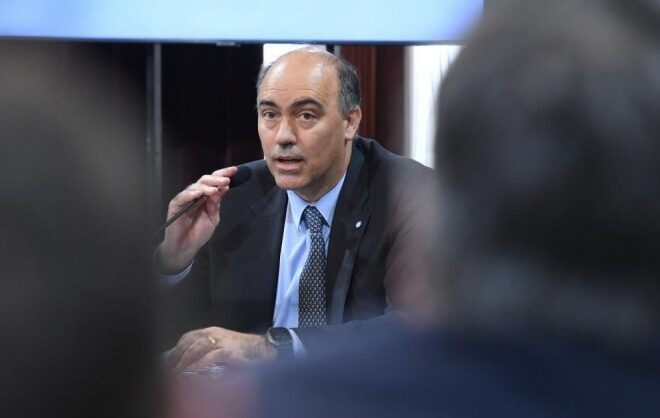 El embajador en España se reunió con un hombre de Pedro Sánchez y estalló la interna con los libertarios El embajador en España se reunió con un hombre de Pedro Sánchez y estalló la interna con los libertarios