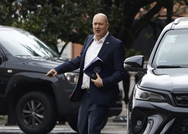 Sturzenegger se adjudica el acuerdo con el FMI y aumenta sus críticas a Caputo por la inflación Sturzenegger se adjudica el acuerdo con el FMI y aumenta sus críticas a Caputo por la inflación