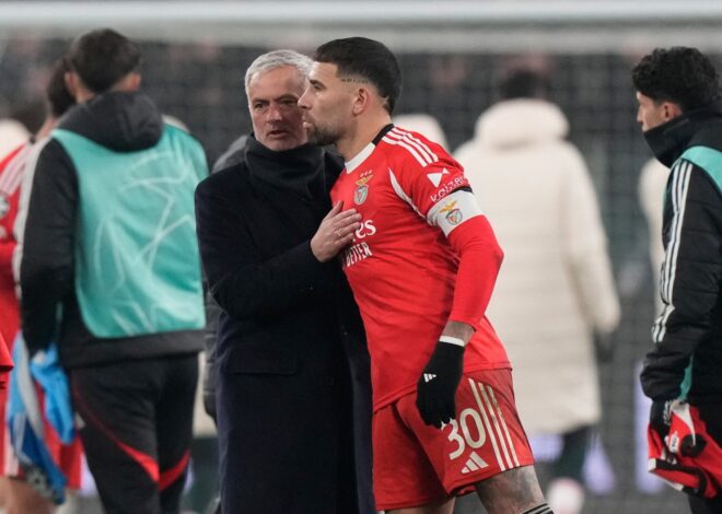 José Mourinho se refirió a la posible llegada de Nicolás Otamendi a River José Mourinho se refirió a la posible llegada de Nicolás Otamendi a River