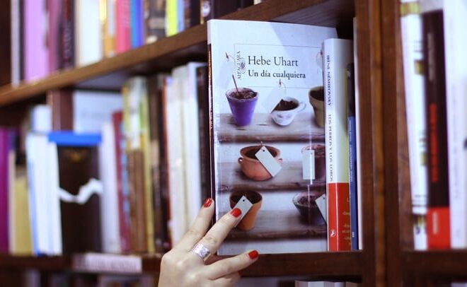Las otras alegrías de leer un libro Las otras alegrías de leer un libro
