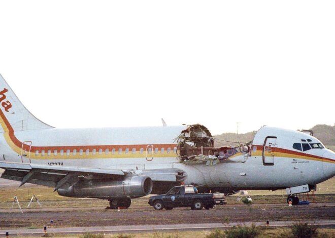 “Se desprendió el techo a 7315 metros”: el desastre aéreo más terrorífico que tuvo un final inesperado “Se desprendió el techo a 7315 metros”: el desastre aéreo más terrorífico que tuvo un final inesperado