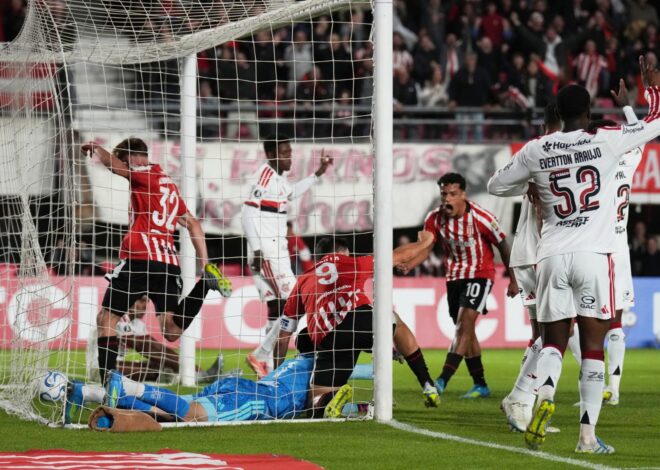 Con el sello del goleador eterno, Estudiantes rescató un empate ante el campeón defensor de la Copa Libertadores