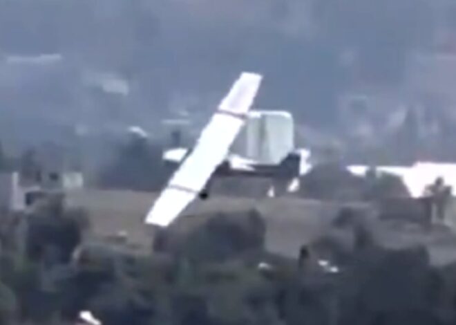 Una avioneta se estrelló instantes después de despegar de un aeropuerto en México: al menos cuatro muertos Una avioneta se estrelló instantes después de despegar de un aeropuerto en México: al menos cuatro muertos