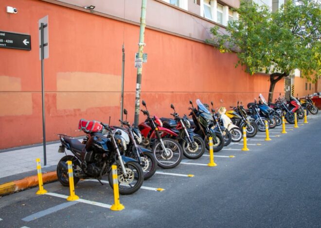 Convivencia cotidiana: avanza la creación de más estacionamientos para motos en los barrios porteños